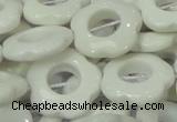 CAG732 15.5 inches 22*22mm flower-shaped white agate beads