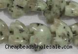 CFG809 12.5 inches 14*18mm carved animal sesame jasper beads