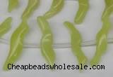 CFG850 Top-drilled 6*20mm carved animal yellow jade beads