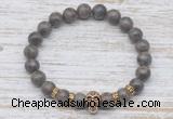 CGB7427 8mm rainbow labradorite bracelet with skull for men or women