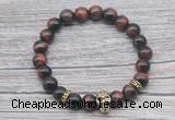 CGB7518 8mm red tiger eye bracelet with skull for men or women