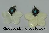 CGP294 55*58mm flower pearl shell pendants wholesale