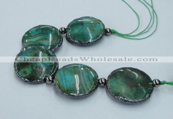 CNG2191 7.5 inches 30mm flat round agate beads with brass setting