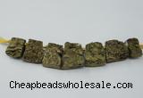 CTD823 Top drilled 20*30mm - 35*45mm trapezoid agate beads