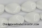 CTW76 15.5 inches 15*20mm twisted oval white agate gemstone beads